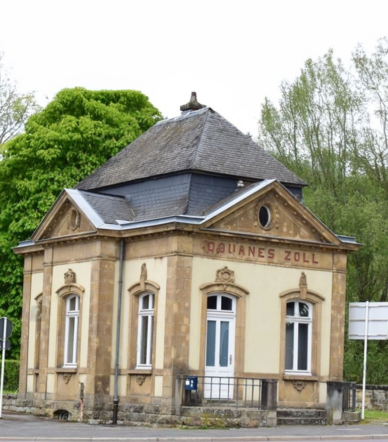 Removals to Luxembourg and customs clearance